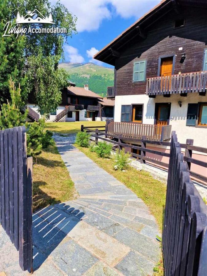 Chalet Rododendro Forest By Livigno Accomodation Bagian luar foto