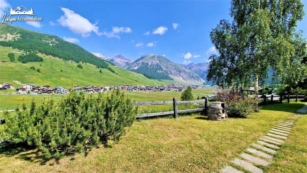 Chalet Rododendro Forest By Livigno Accomodation Bagian luar foto