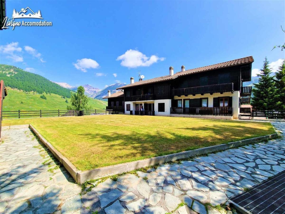 Chalet Rododendro Forest By Livigno Accomodation Bagian luar foto