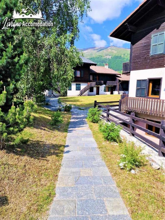 Chalet Rododendro Forest By Livigno Accomodation Bagian luar foto
